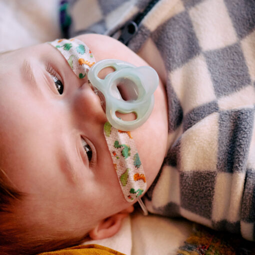 Tommee Tippee Ultra-Light Silicone Soother - Image 2