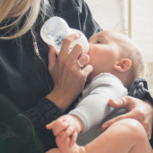 Tommee Tippee Trial Pack - 150ml Bottle & 0-2m Soother - Image 2