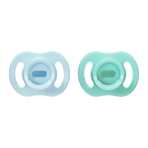 Tommee Tippee Ultra-Light Silicone Soother 0-6m - Boy - Image 4